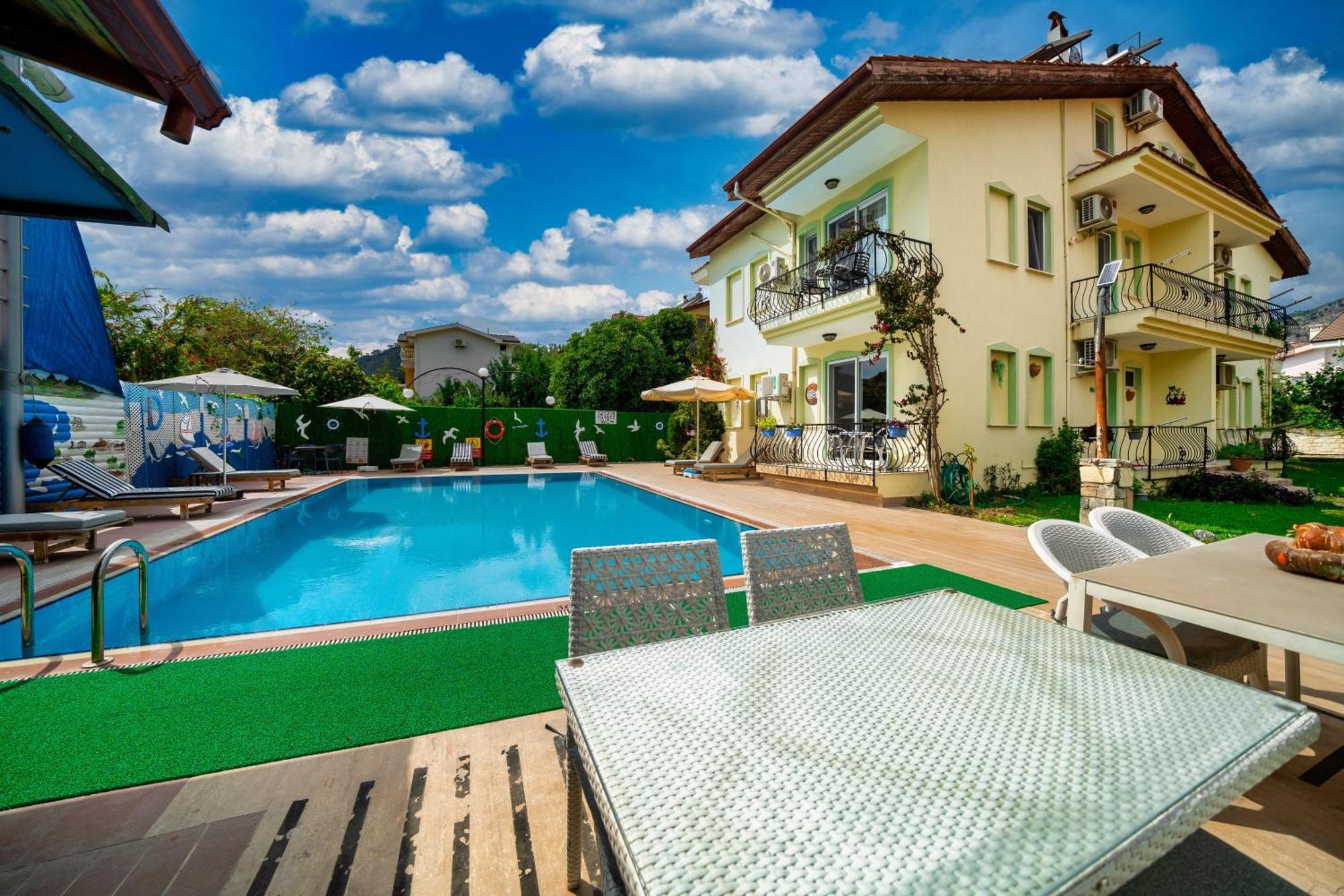 Dedeminn Garden Hotel Göcek Exterior foto